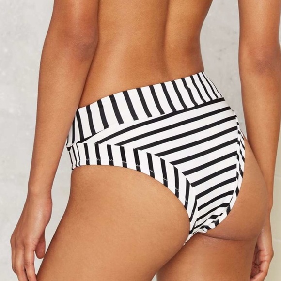 Nasty Gal Swim High Waist Bikini Bottoms XS - Picture 8 of 8